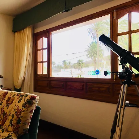 Casa De Las Dos Palmeras * Haría