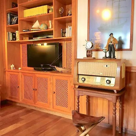 Casa De Las Dos Palmeras * Haría